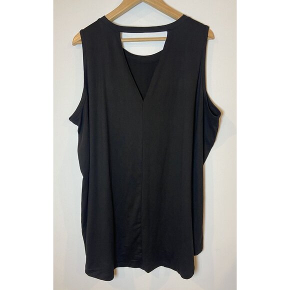 NWT LIVI Lane Bryant Tank Top Athletic Back Cut Out Black Size 26 28 New - Picture 2 of 3